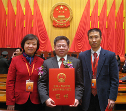 記國家技術發明一等獎獲得者北航王華明教授及其團隊