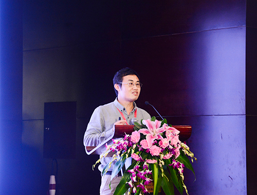 華南理工大學劉亞俊教授發表演講